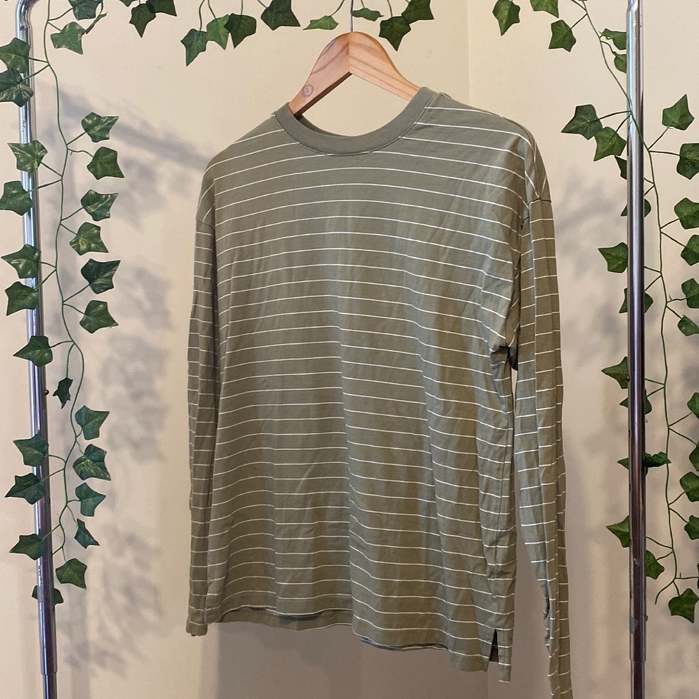 women’s small long-sleeve green t-shirt by Target’s A New Day